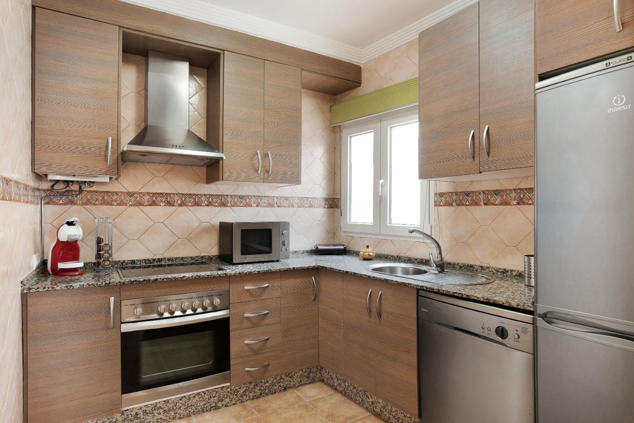 Apartamento Sol - Solo Familias Conil De La Frontera Luaran gambar