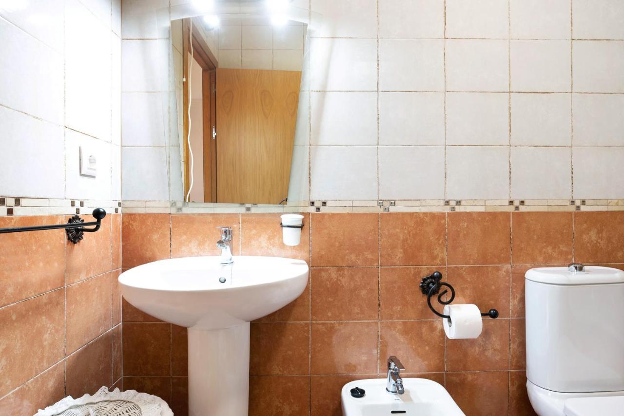 Apartamento Sol - Solo Familias Conil De La Frontera Luaran gambar