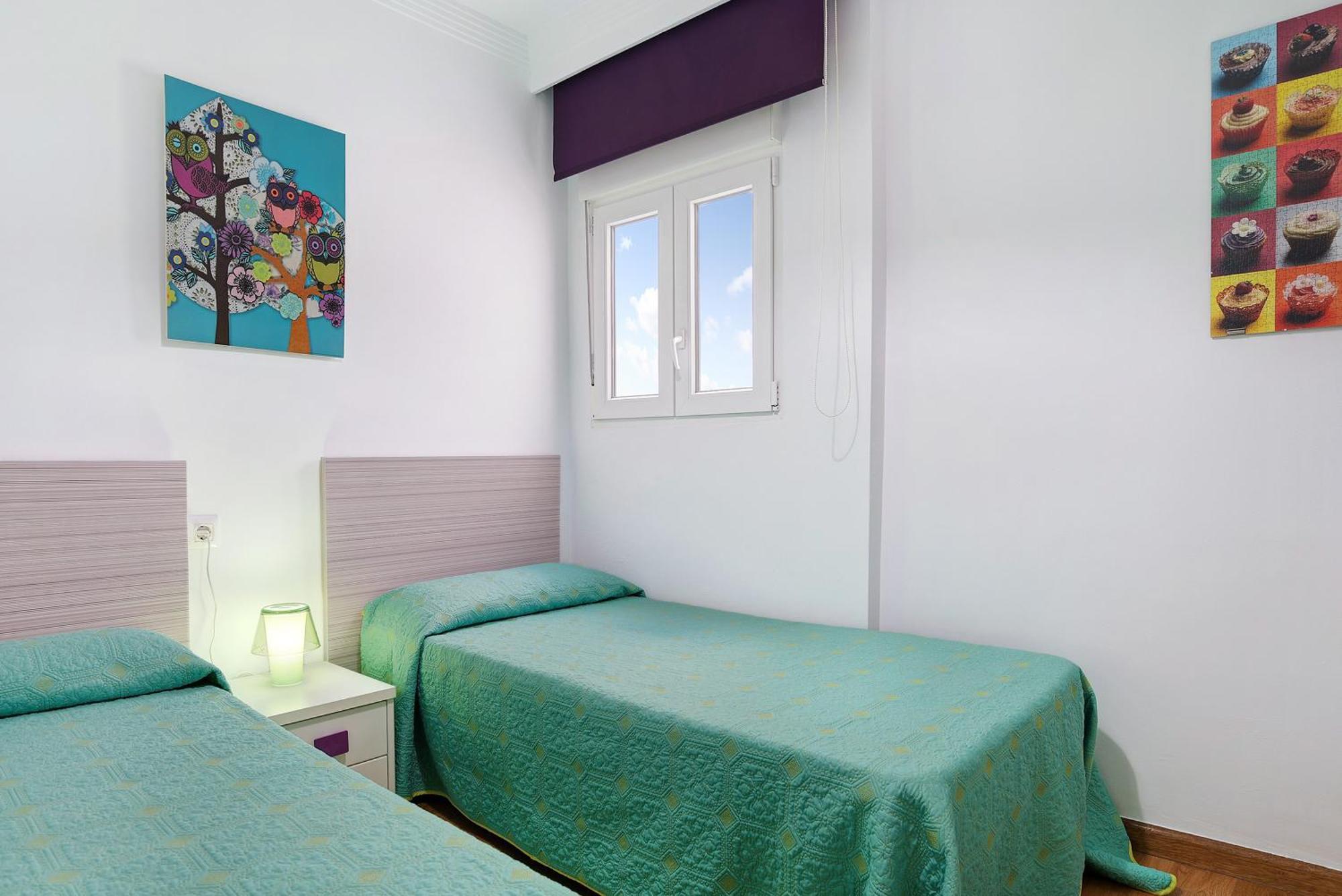 Apartamento Sol - Solo Familias Conil De La Frontera Luaran gambar